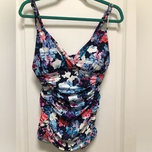 Calvin Klein floral Tankini. Size Large.
